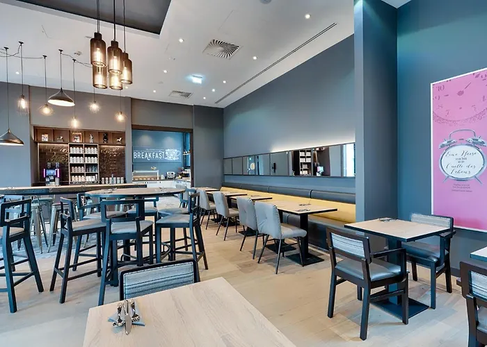 Premier Inn Regensburg City Centre