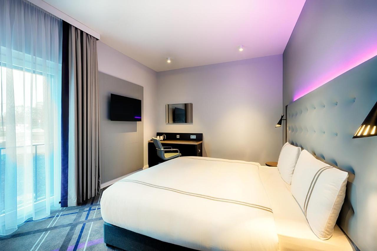 Premier Centre Hotel 3*